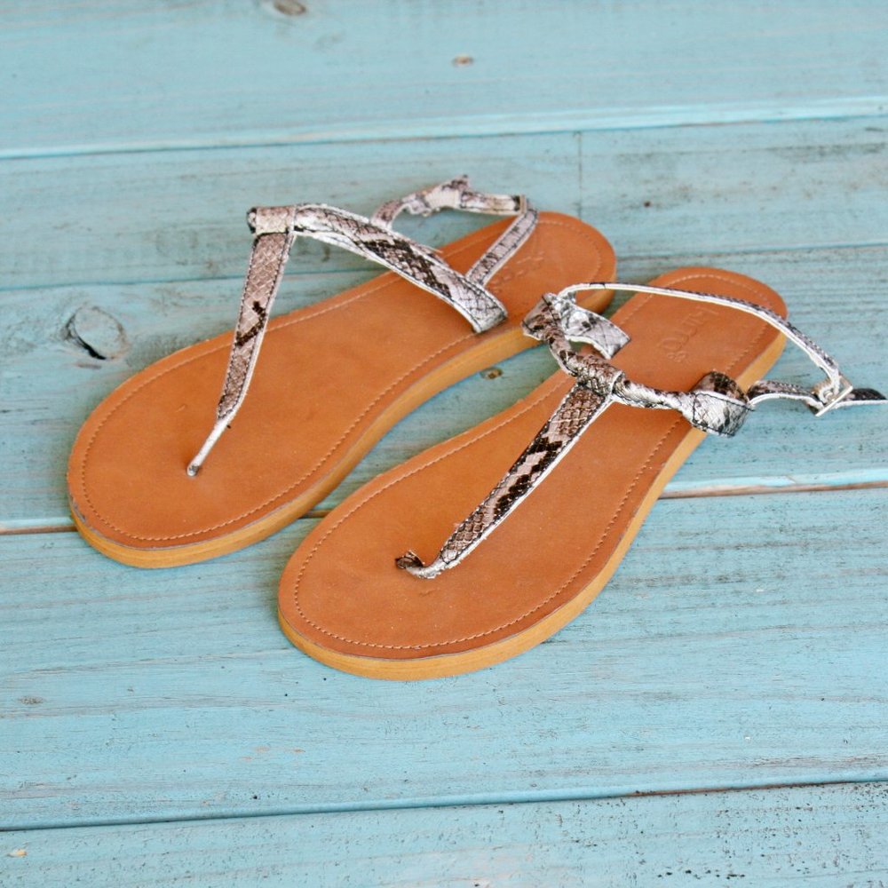 Kirra Python Snake Skin Thong Sandals Sz 7